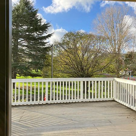 Remuera Spacious Holiday Home 奥克兰 外观 照片